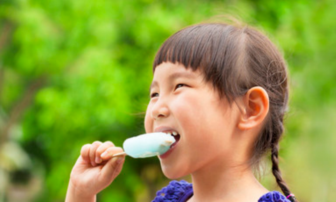 炎炎夏日，該不該限制孩子亂吃“雪糕”